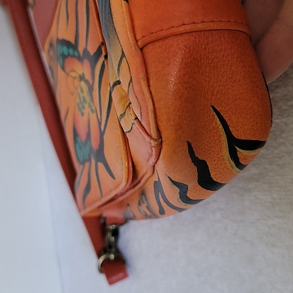 Anuschka hand painted leather medium flap messenger - Picture 9 of 16